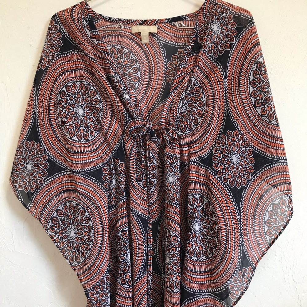 Banana Republic Black and Rust Circular Print Top